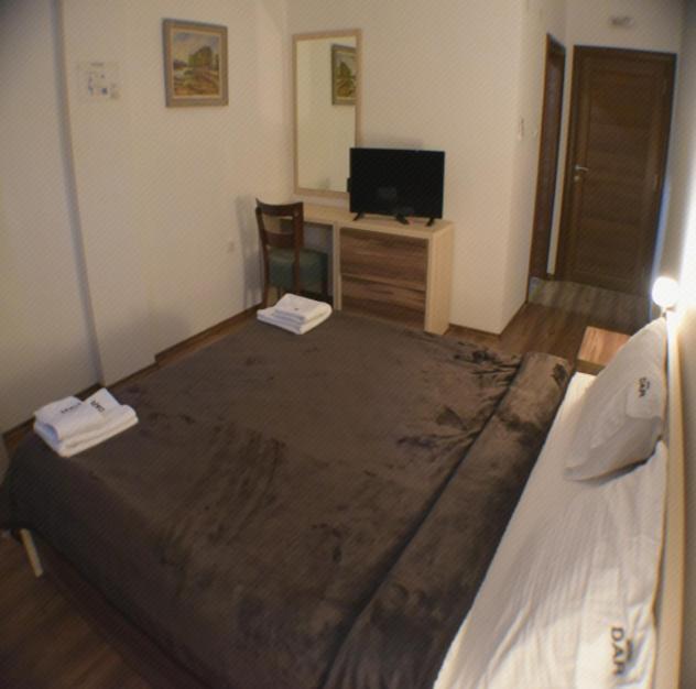 נובי פאזאר Motel & Restaurant Dar מראה חיצוני תמונה