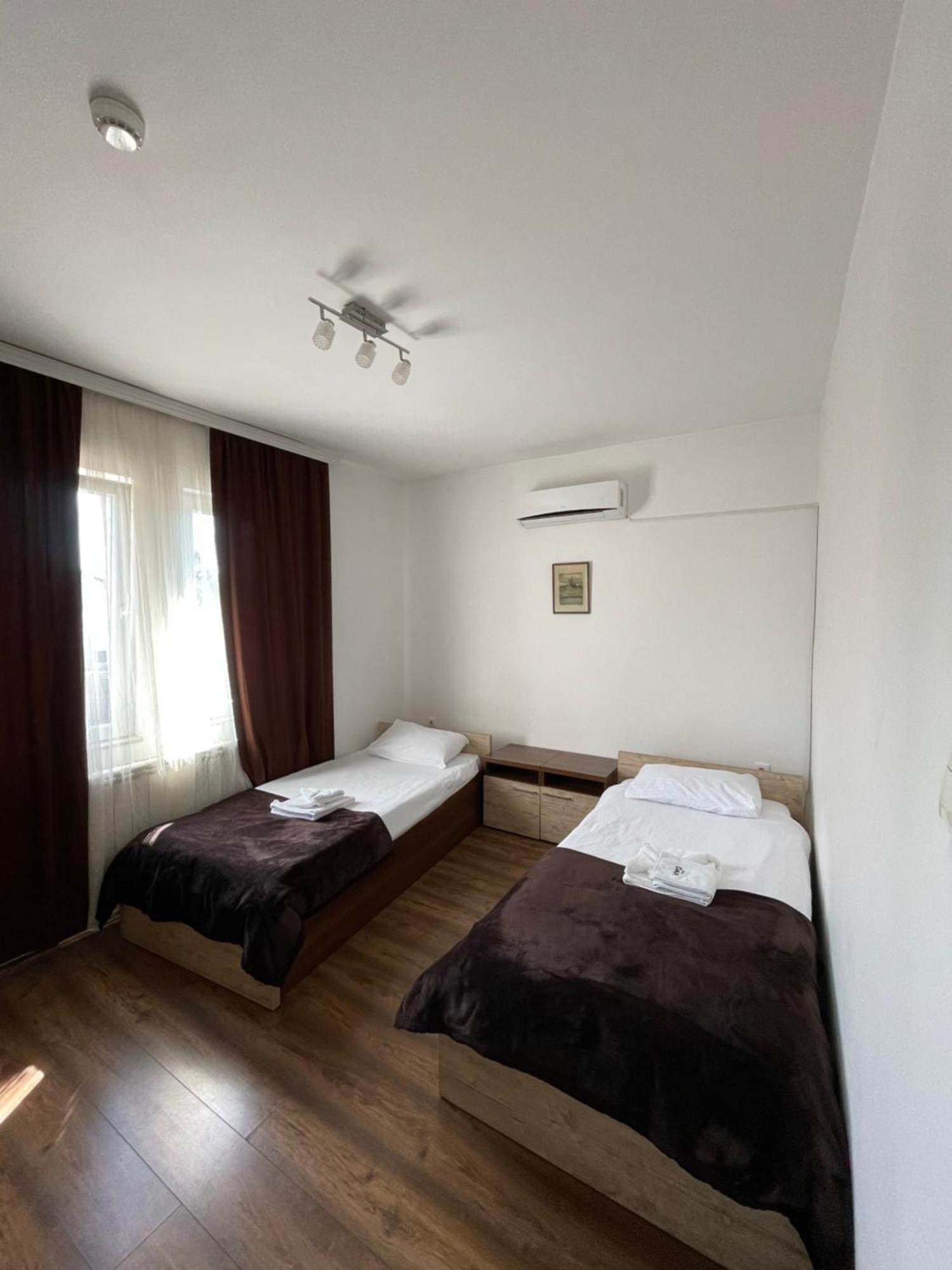 נובי פאזאר Motel & Restaurant Dar מראה חיצוני תמונה