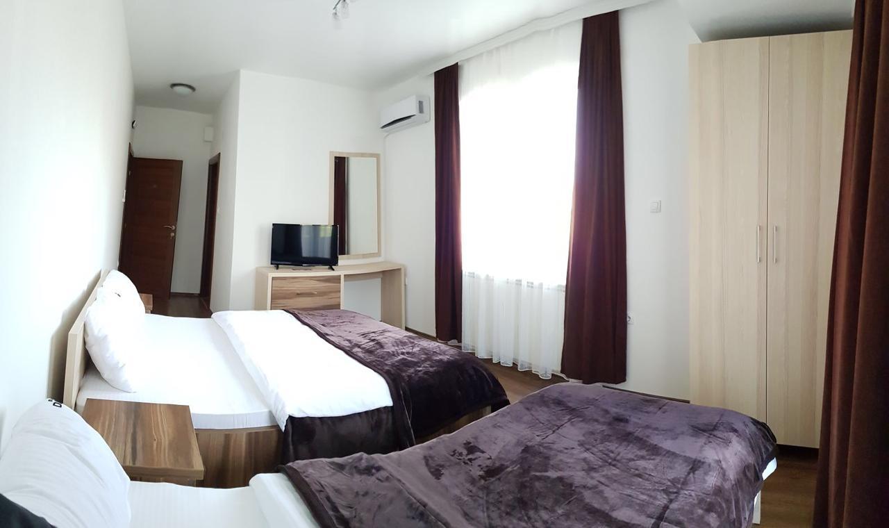 נובי פאזאר Motel & Restaurant Dar מראה חיצוני תמונה
